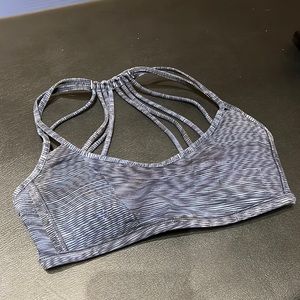 Lululemon free to be wild bra